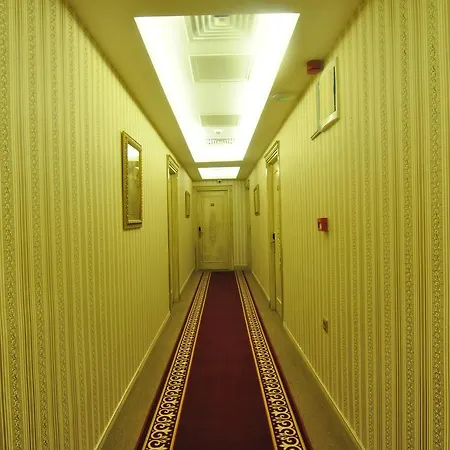 Apple Tree 3* Istanbul