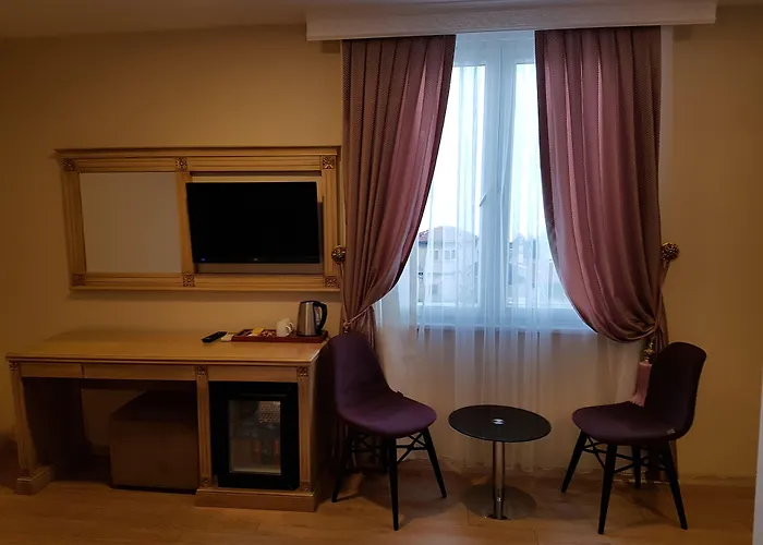 Apple Tree Отель 3*