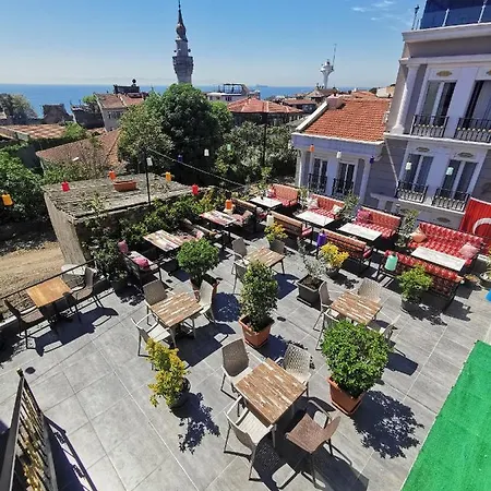 Apple Tree 3* Istanbul