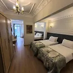 Apple Tree Hotel 3*
