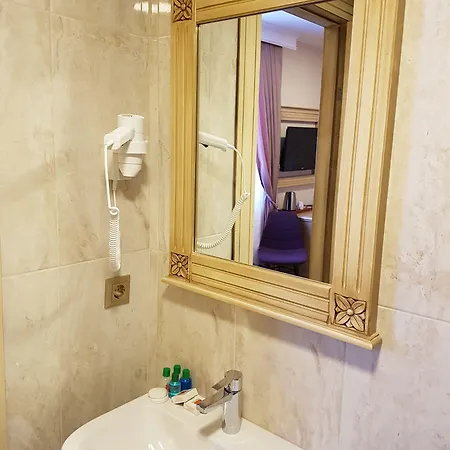 Apple Tree Hotel Istanbul